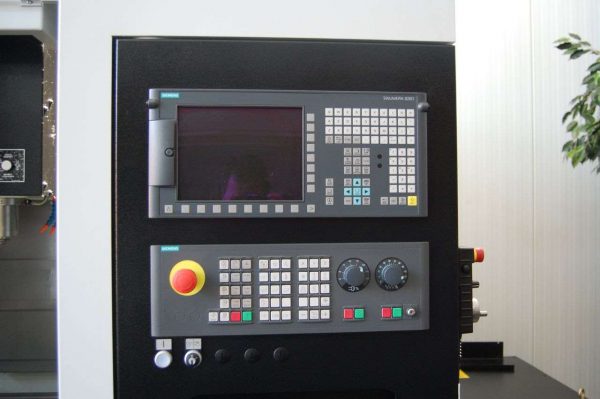 Mondiale Viking 760 CNC (12.778M1) - Image 3