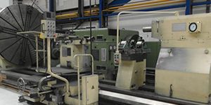 Heavy duty lathes